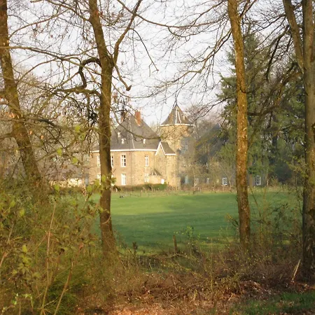 Castle In With Garden, Cleaning Included * Bastogne