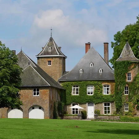 Castle In With Garden, Cleaning Included