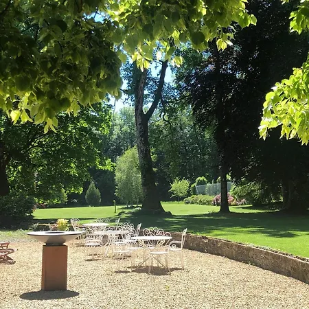 Castle In With Garden, Cleaning Included Holiday home Bastogne