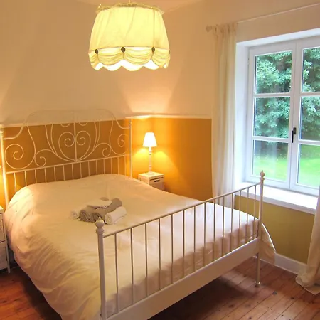 Castle In With Garden, Cleaning Included Holiday home Bastogne